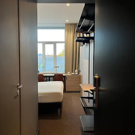 Modern Big In 公寓